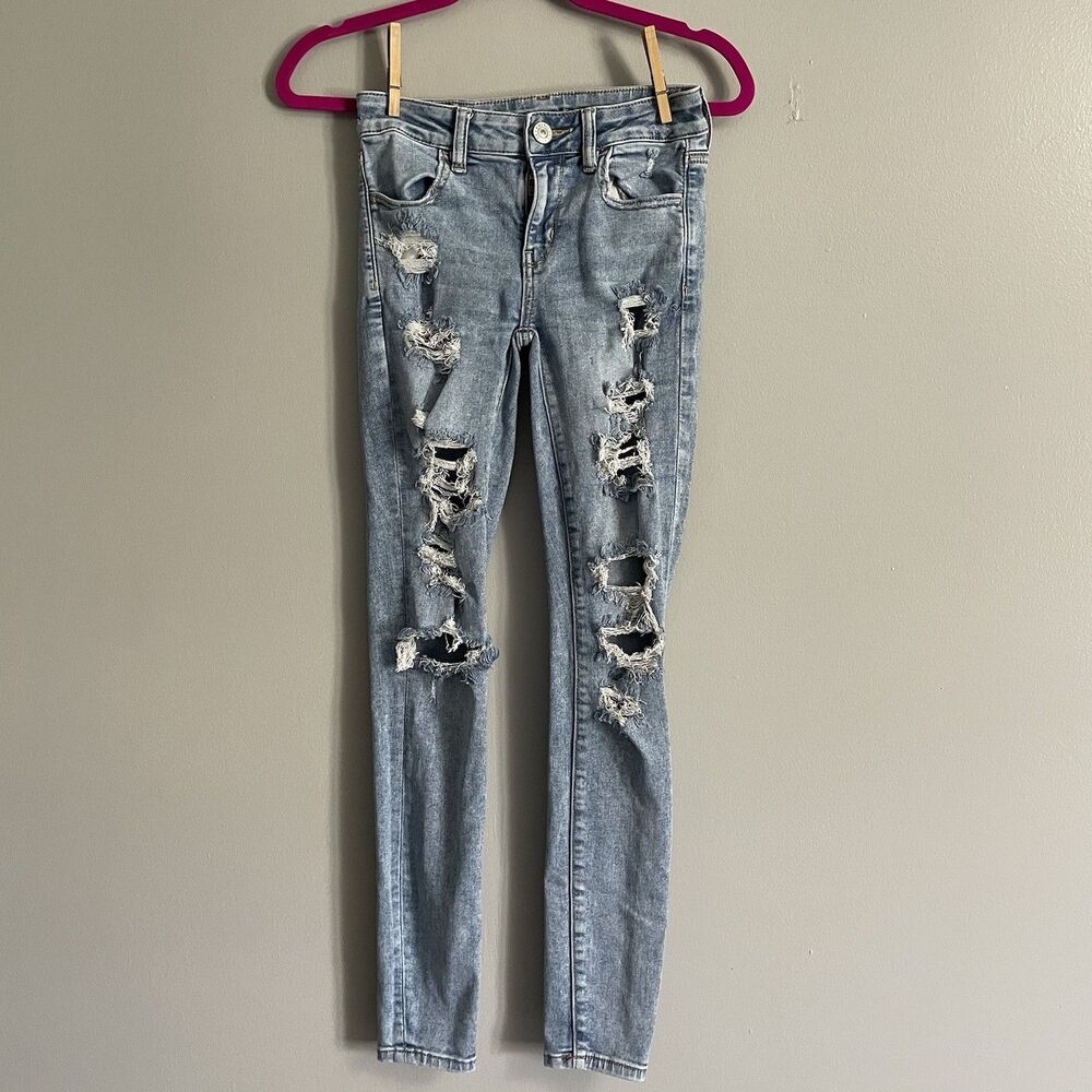 American Eagle Women’s Next Level Stretch Jeans Size 0 Inseam 28.5” Waist 25”